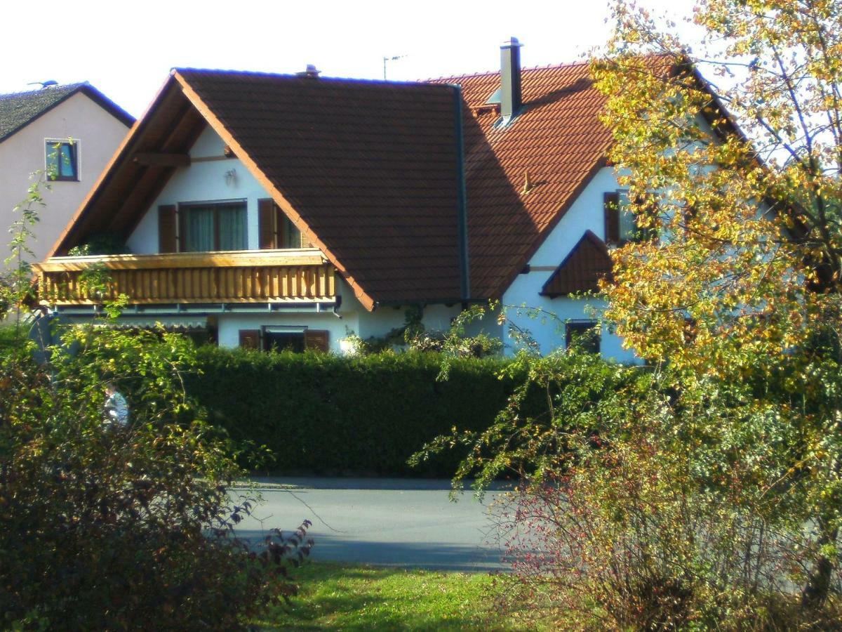 Ferienwohnung Schuetz Hirschaid Eksteriør bilde